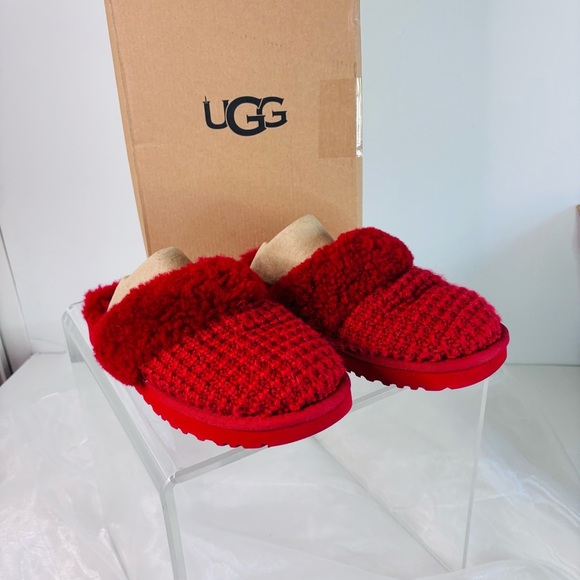 UGG Women's Cozy Knit Slipper Samba Red, Size US 9 - Picture 2 of 7
